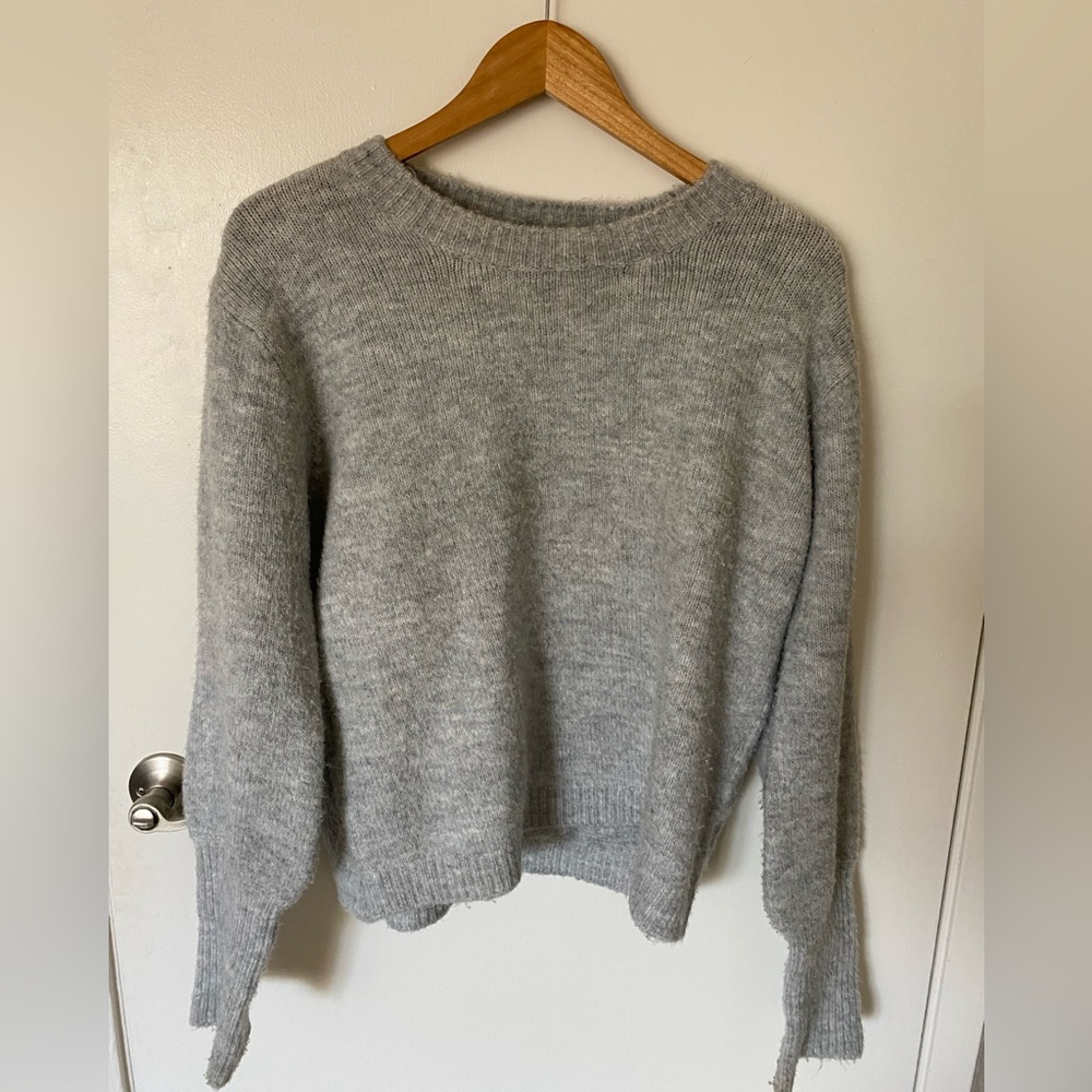 Cozy gray sweater. Size small. EUC.